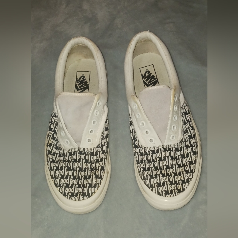 Vans/ FOG/ off the wall sneakers 👟